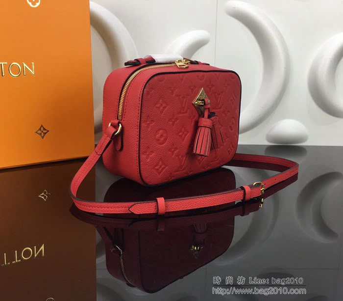 路易威登LV女包 頂級原單 Saintonge 手袋 Monogram Empreinte壓紋皮革 趣味抽穗 金色金屬件 肩背斜挎包  ydh2651